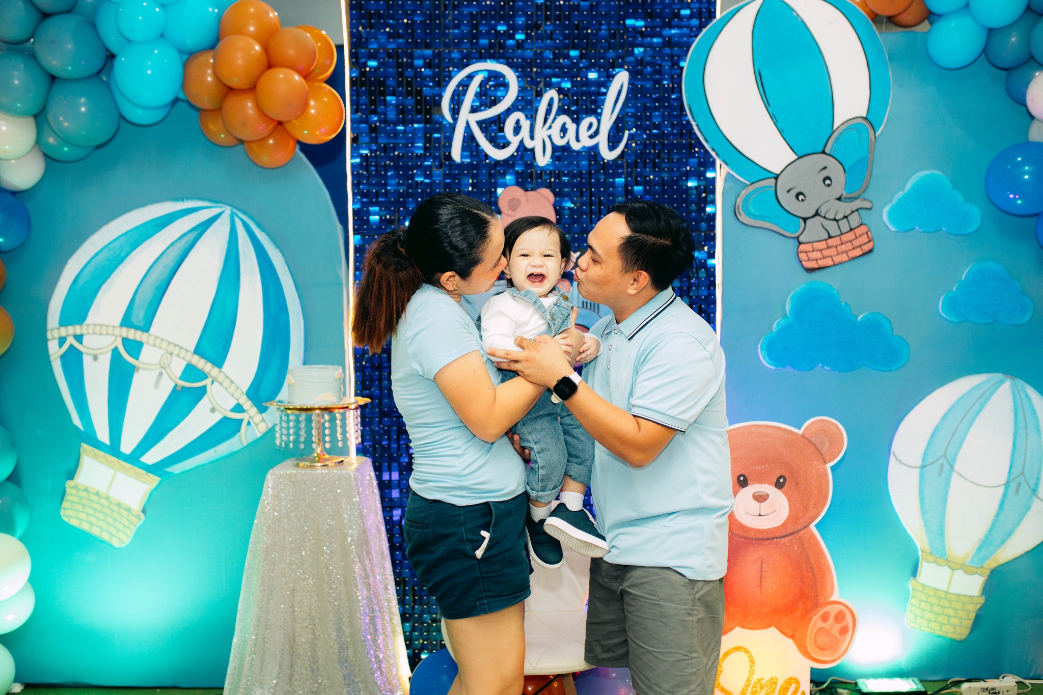 Sky themed party — guests and venue atmosphere